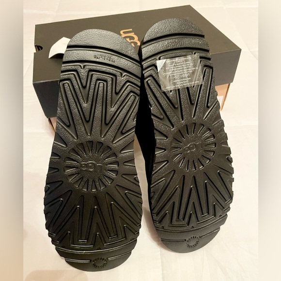 Ugg neumel boots - Picture 4 of 10